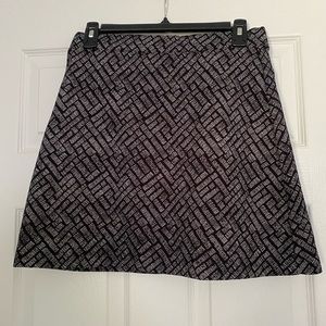 Black & White mini skirt!